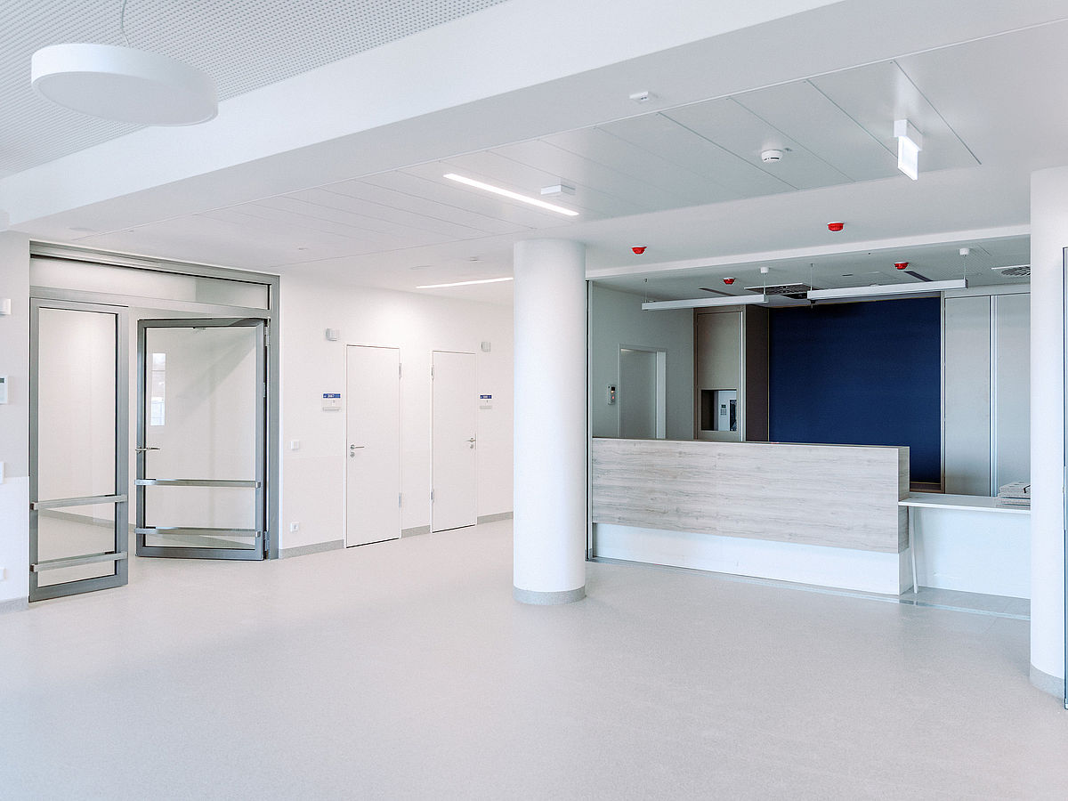 Empfangsbereich des Zentrums für Intensivtherapie am Universitätsklinikum Augsburg