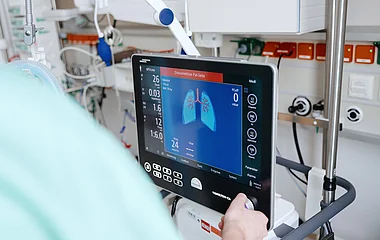 Anästhesiologie und operative Intensivstationen im ZIT Medizintechnik auf einer operativen Intensivstation im Zentrum für Intensivmedizin (ZIT)